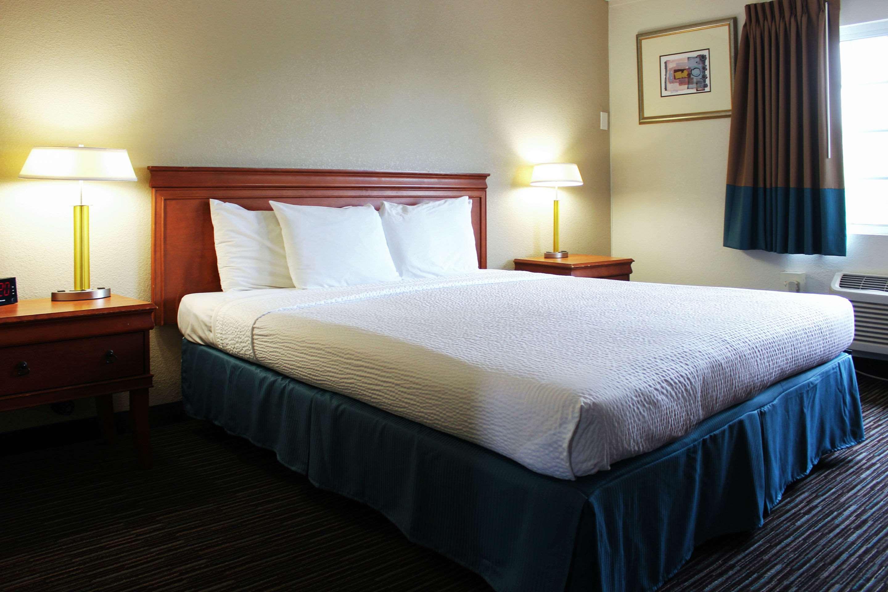 Rodeway Inn Near University-Gateway To Yosemite Merced Exteriör bild
