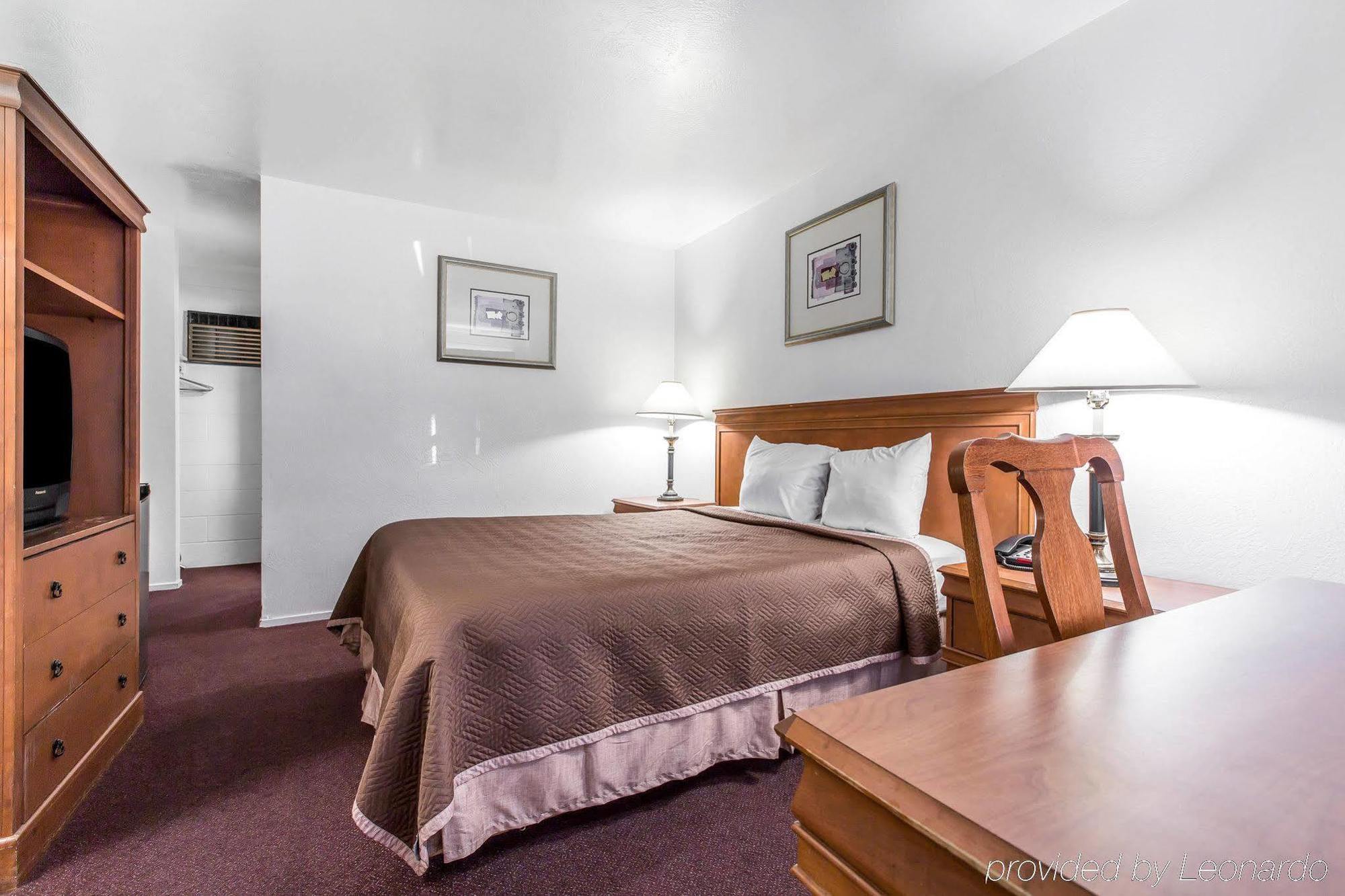 Rodeway Inn Near University-Gateway To Yosemite Merced Exteriör bild
