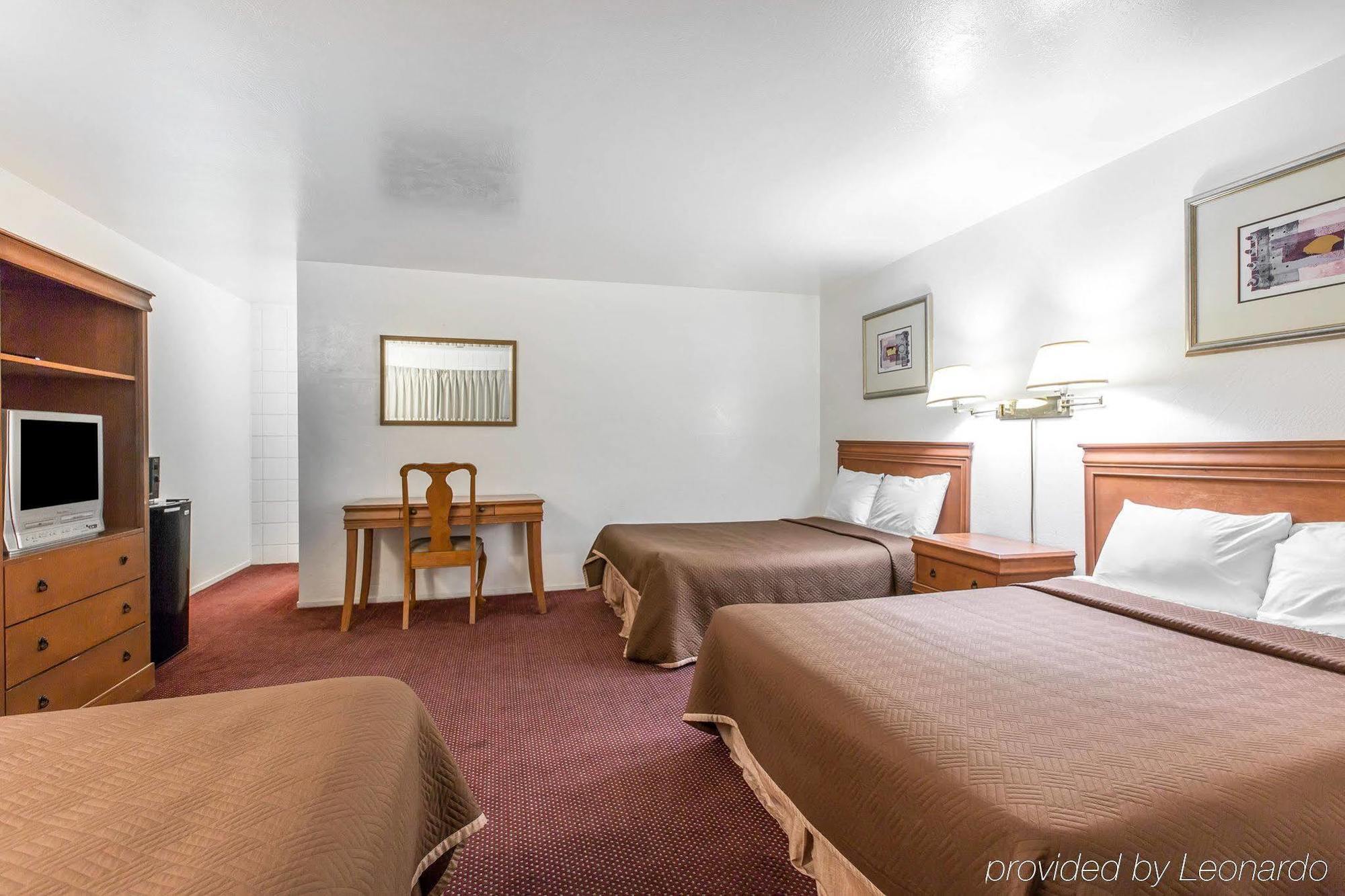 Rodeway Inn Near University-Gateway To Yosemite Merced Exteriör bild